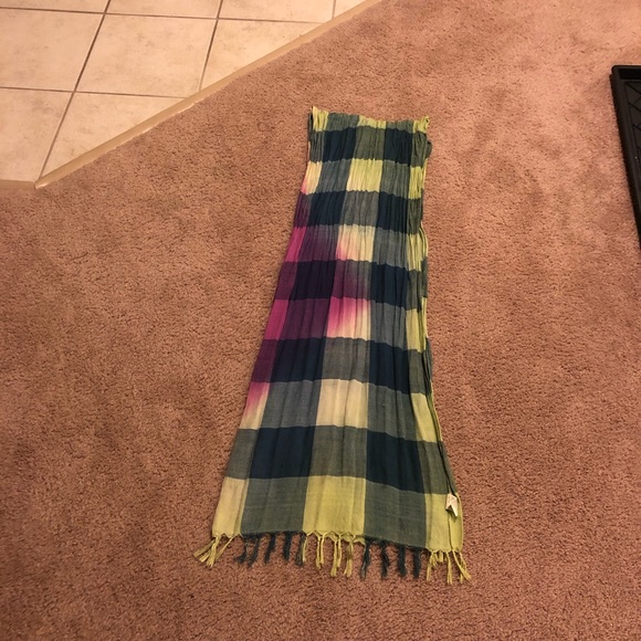 Plaid accent scarf - Picture 2 of 2